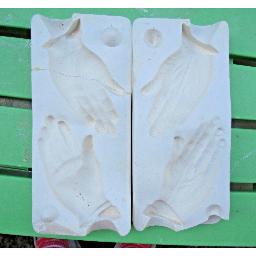 Duncan Vintage 1950 Folded Hands Slip Mold SM 934 (Repaired)
